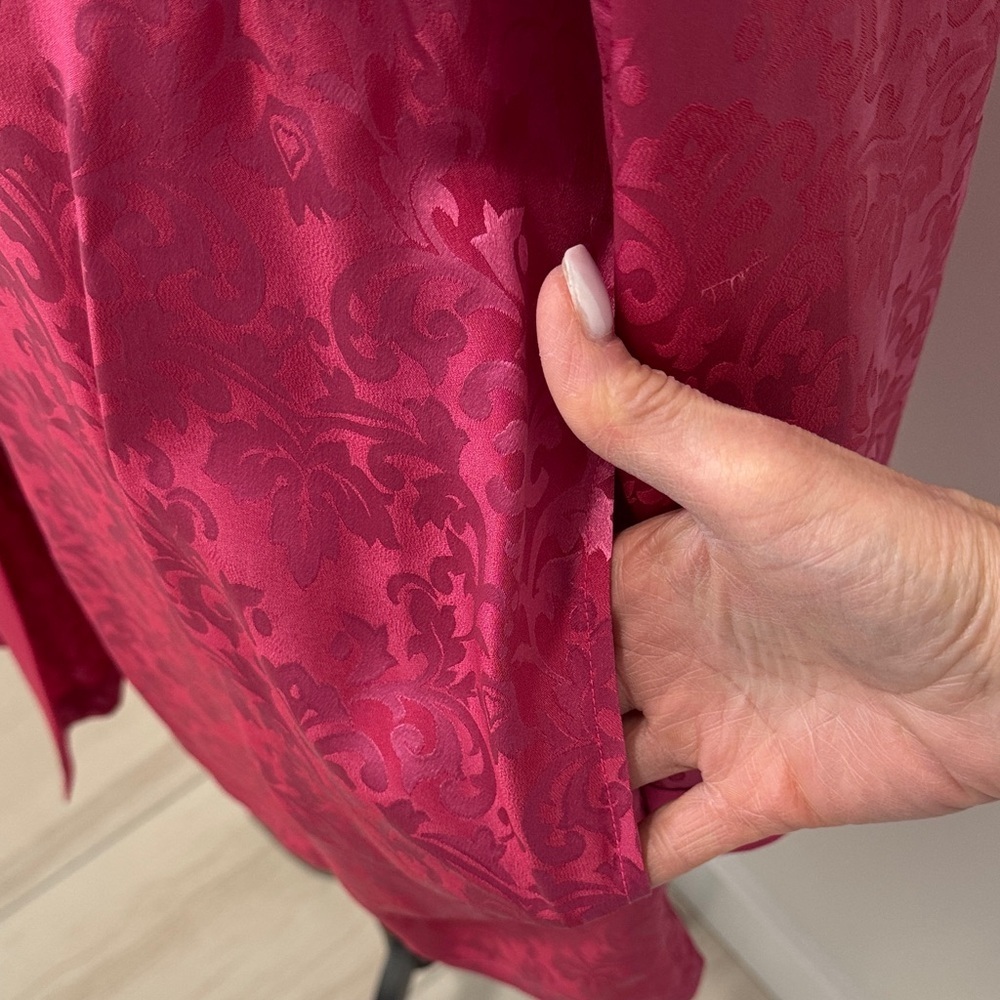 NK Imode Silk Blens Luxury Brand Elegant Pink Satin Robe Sz S/M - Picture 10 of 14